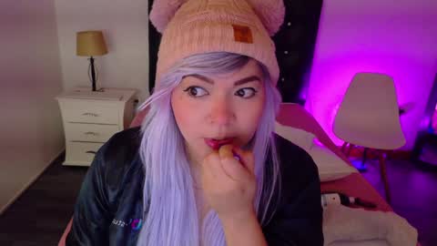 cuckoldlover69_ online show from January 5, 2025, 1:26 pm