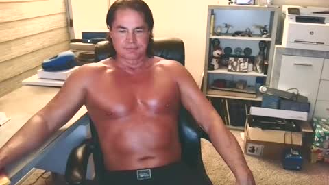 Snapshot of cucuforcocopuffs chatting on July 12, 2026, 4:47 am Yup... kinda old but Stop in and say hello online show from July 12, 2026, 4:47 am