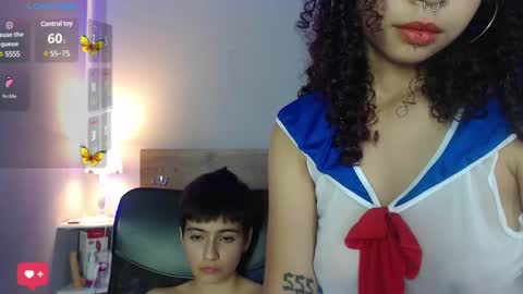 Snapshot of cuddle_bunny_ chatting on December 6, 2024, 6:06 pm cuddle_bunny_ online show from December 6, 2024, 6:06 pm