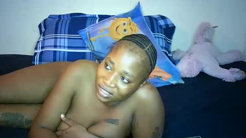 cuddlecanvas5 online show from March 12, 2025, 7:02 am