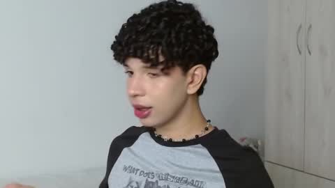 Cuddly online show from March 6, 2025, 2:40 pm