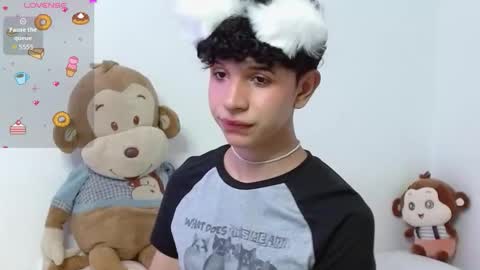 Cuddly online show from October 20, 2025, 4:24 am