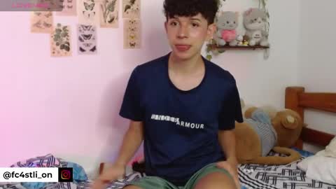 Snapshot of cuddly_twinkie chatting on May 1, 2026, 7:29 pm Cuddly online show from May 1, 2026, 7:29 pm