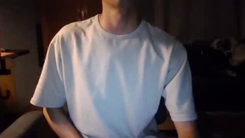 Snapshot of cuentaxv2023 chatting on November 9, 2025, 6:23 am cuentaxv2023 online show from November 9, 2025, 6:23 am