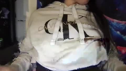 Angela online show from December 1, 2024, 8:20 pm