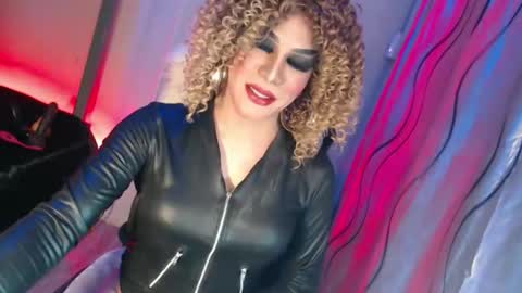 CUMMELA SLUTI online show from April 21, 2026, 4:01 pm