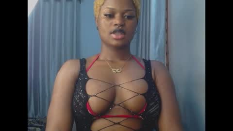 Snapshot of cum_ebony_petitxx chatting on June 13, 2026, 6:55 am cath online show from June 13, 2026, 6:55 am