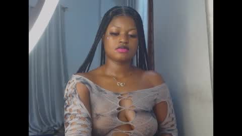 Snapshot of cum_ebony_petitxx chatting on July 5, 2026, 6:53 am cath online show from July 5, 2026, 6:53 am