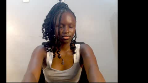 sophie online show from May 16, 2026, 6:21 am