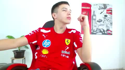 cumandres online show from November 8, 2025, 2:28 pm