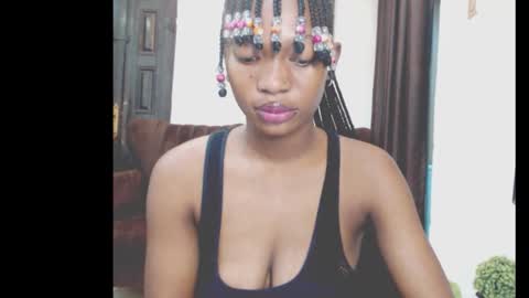 cumebony_petit online show from March 5, 2026, 8:32 am