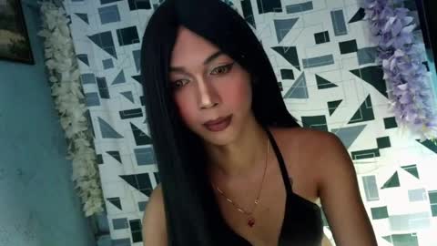 Ayahs Cum online show from April 16, 2026, 9:39 pm