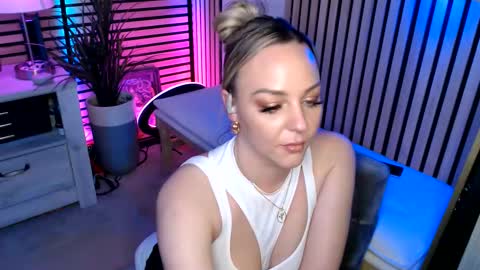 Snapshot of cumguzzlingskank chatting on April 6, 2026, 1:36 am cumguzzlingskank online show from April 6, 2026, 1:36 am