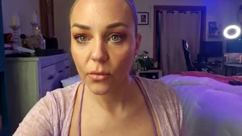 Snapshot of cumguzzlingskank chatting on May 14, 2026, 3:24 am cumguzzlingskank online show from May 14, 2026, 3:24 am