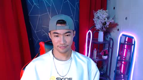 ask me online show from December 18, 2024, 10:02 pm