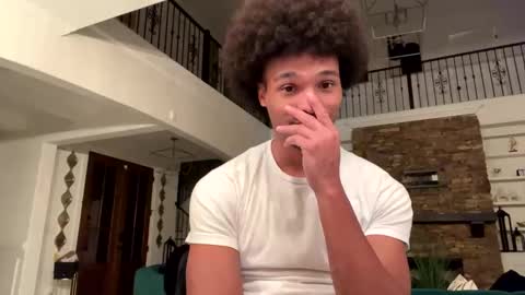 Snapshot of cumhere999 chatting on December 22, 2025, 2:30 am G BABY online show from December 22, 2025, 2:30 am