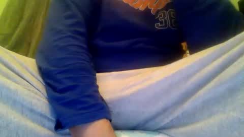 Snapshot of cumincumon3 chatting on November 3, 2025, 10:32 pm cumincumon3 online show from November 3, 2025, 10:32 pm