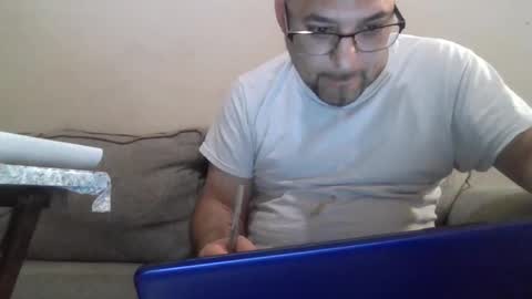 cummachine2022 online show from March 5, 2025, 1:52 am