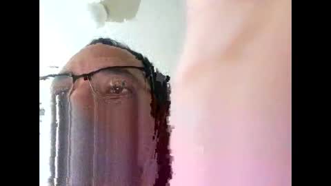 Snapshot of cummachine2022 chatting on April 26, 2026, 12:47 pm cummachine2022 online show from April 26, 2026, 12:47 pm