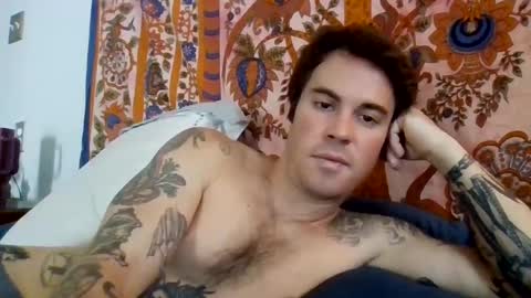 Charlie Mitchell   online show from October 8, 2025, 3:42 pm