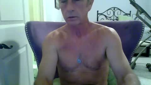 Snapshot of cumngetit910 chatting on June 8, 2026, 6:52 pm cumngetit910 online show from June 8, 2026, 6:52 pm