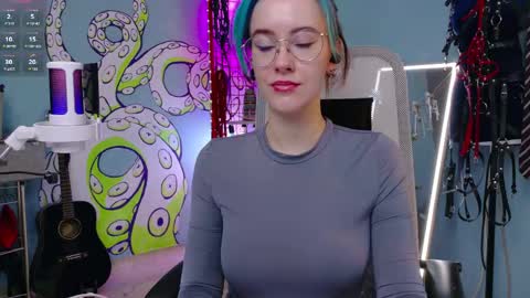 CUMpotikEve online show from April 14, 2026, 6:41 am