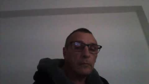Snapshot of cumseeme002 chatting on February 5, 2026, 3:38 pm Alan online show from February 5, 2026, 3:38 pm
