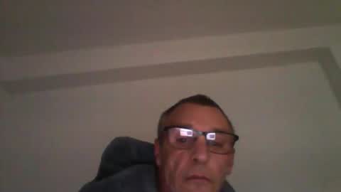 Snapshot of cumseeme002 chatting on March 1, 2026, 5:26 pm Alan online show from March 1, 2026, 5:26 pm