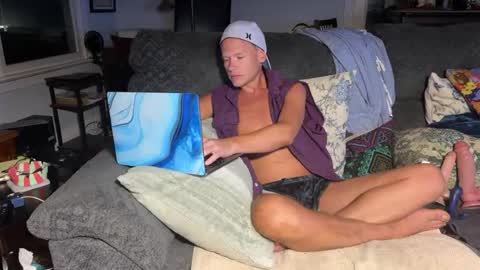 cumwatchmenut online show from July 26, 2026, 8:32 am