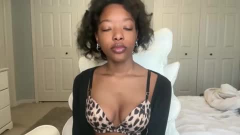 Anna online show from October 26, 2025, 2:45 pm