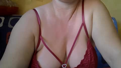 cuore60720 online show from October 14, 2025, 12:50 pm