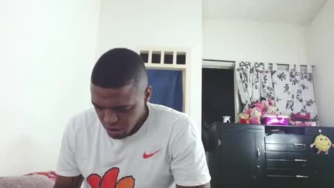 dominic and julieta... independent models online show from January 16, 2025, 10:21 am