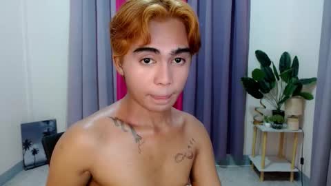 Xyrien online show from April 10, 2026, 10:53 am