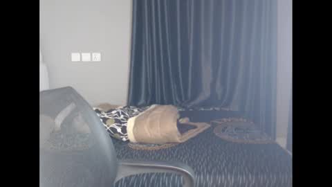 Snapshot of cupxxcake chatting on December 20, 2024, 3:36 am chloe online show from December 20, 2024, 3:36 am