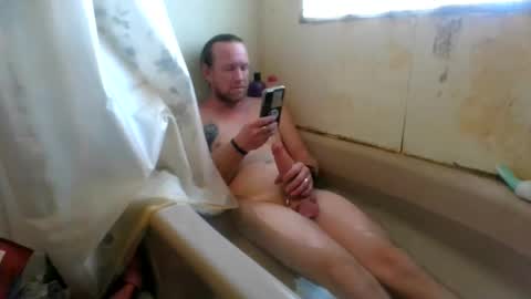 Big fat cock online show from November 11, 2025, 8:53 pm