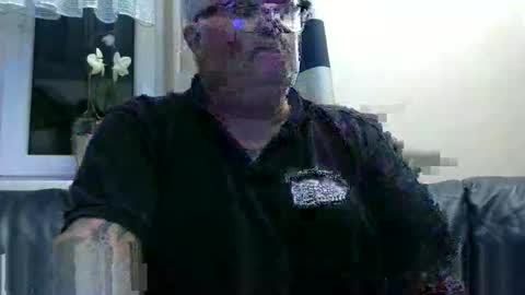 Snapshot of curtus14 chatting on September 13, 2025, 10:53 pm curtus14 online show from September 13, 2025, 10:53 pm