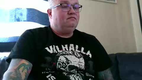 Snapshot of curtus14 chatting on November 30, 2025, 1:15 pm curtus14 online show from November 30, 2025, 1:15 pm