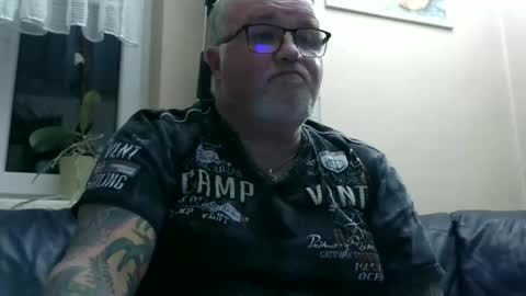 Snapshot of curtus14 chatting on January 8, 2026, 9:06 pm curtus14 online show from January 8, 2026, 9:06 pm