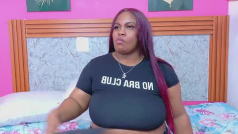 curvyhomebebe online show from April 11, 2026, 7:29 pm