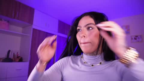 Samantha online show from December 20, 2024, 10:43 pm