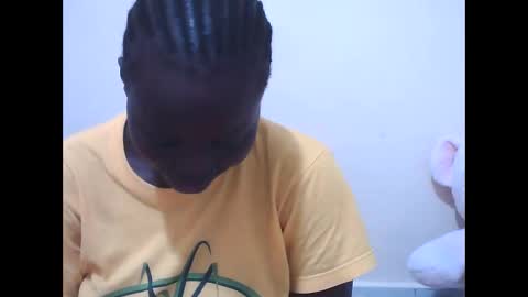 curvynubian online show from March 25, 2026, 9:21 pm