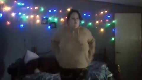 dahlia -kim online show from December 24, 2024, 8:49 pm