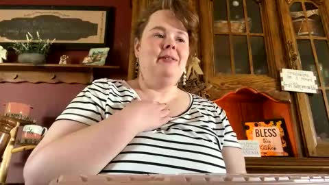 Snapshot of curvyplayday chatting on May 12, 2026, 6:27 pm dahlia -kim online show from May 12, 2026, 6:27 pm