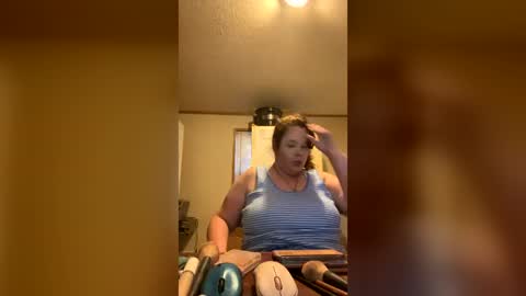 Snapshot of curvyplayday chatting on June 25, 2026, 1:05 am dahlia -kim online show from June 25, 2026, 1:05 am