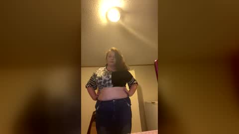 Snapshot of curvyplayday chatting on July 14, 2026, 4:39 am dahlia -kim online show from July 14, 2026, 4:39 am