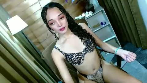 Snapshot of curybb_hanna19 chatting on April 29, 2026, 3:05 pm BBY CURLYHANNA online show from April 29, 2026, 3:05 pm