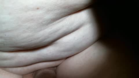 Snapshot of cutandwaxed2 chatting on May 19, 2026, 12:22 pm BI SMOOTH MATURE SUB online show from May 19, 2026, 12:22 pm