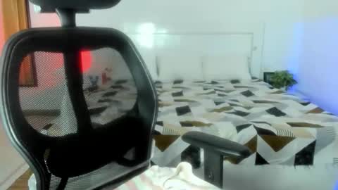 Alisha online show from March 18, 2026, 6:00 pm