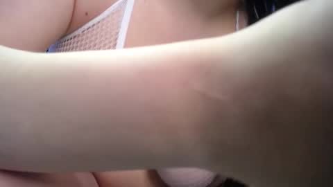 cute_angel_1 online show from September 22, 2025, 12:40 pm