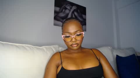 Liya online show from February 18, 2025, 1:00 pm